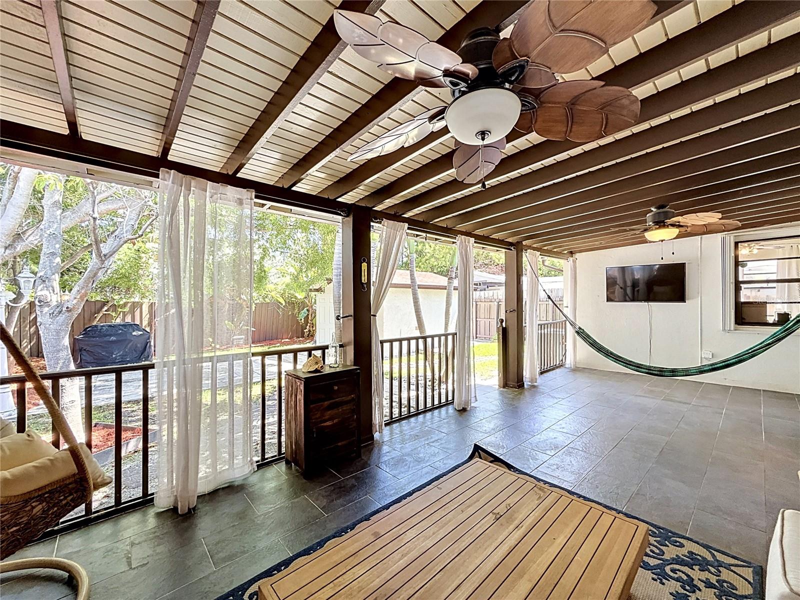 821 83RD ST, MIAMI BEACH, FL, 33141