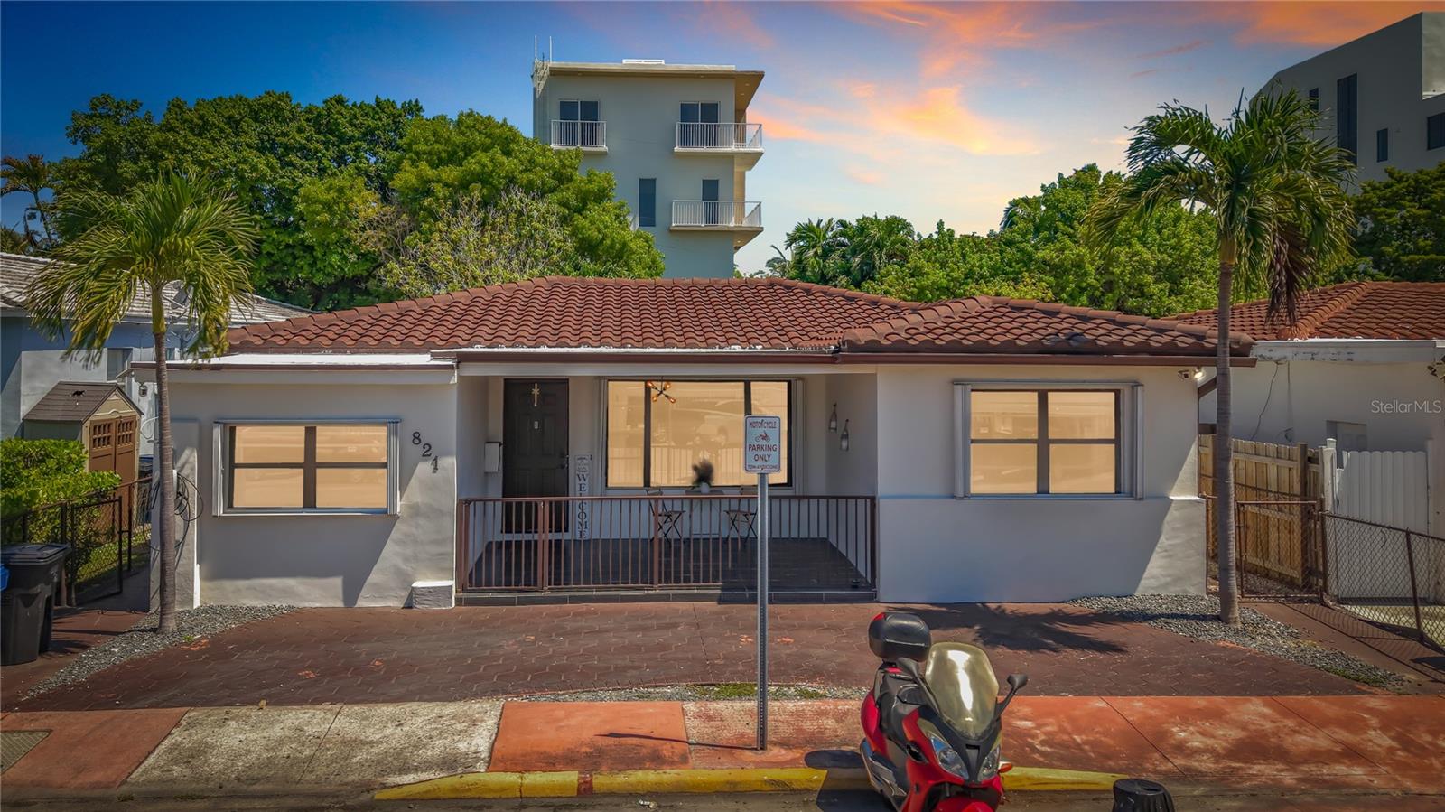 821 83RD ST, MIAMI BEACH, FL, 33141
