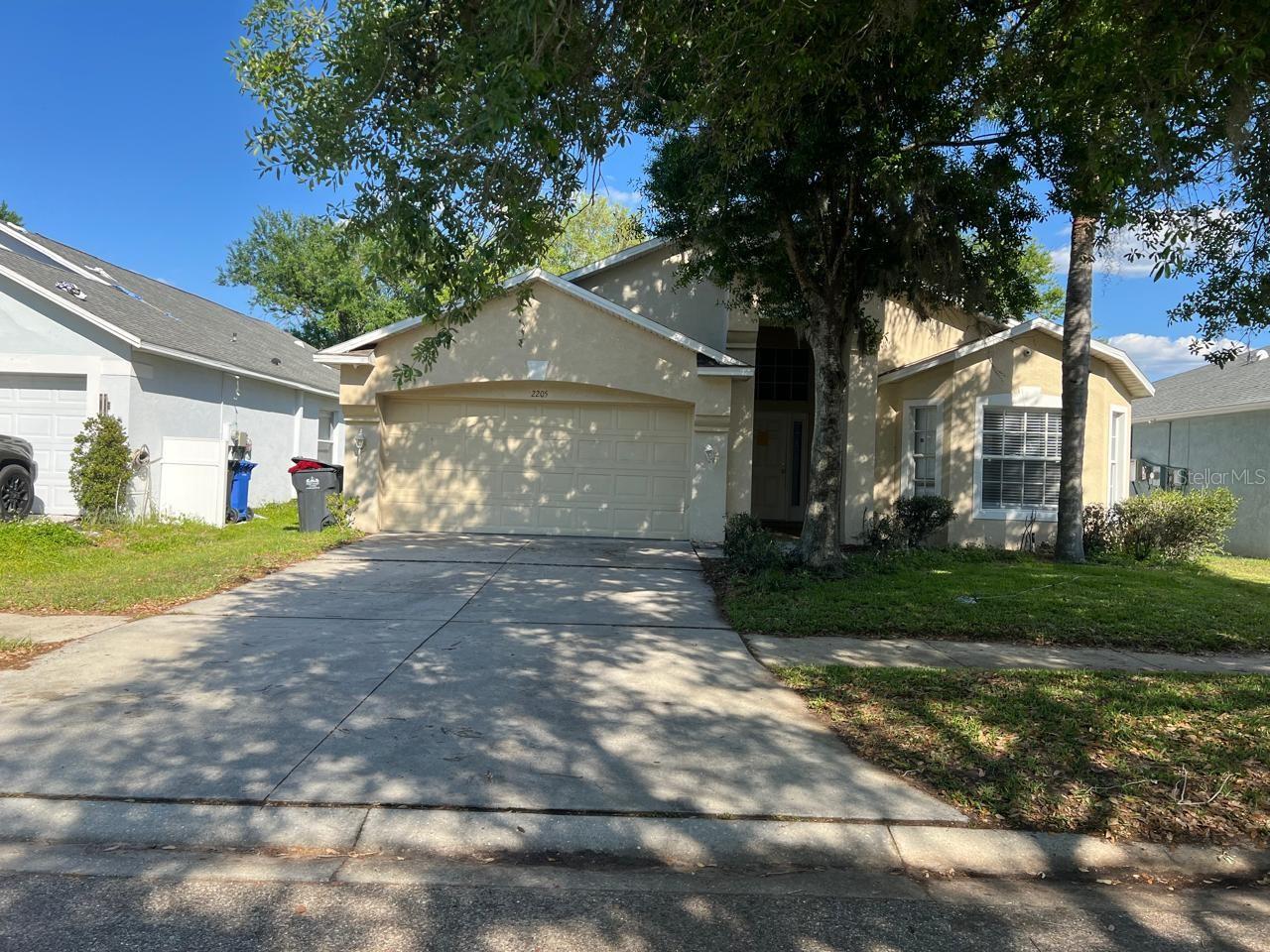2205 ROANOKE SPRINGS DR, RUSKIN, FL, 33570