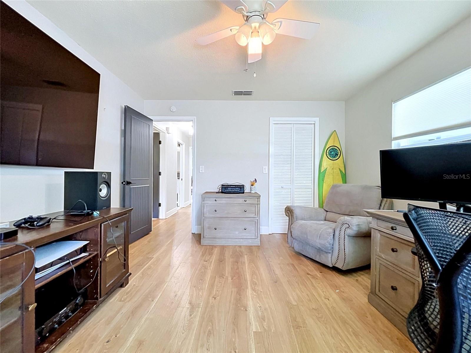 2210 ARBOR OAKS DR, VALRICO, FL, 33594