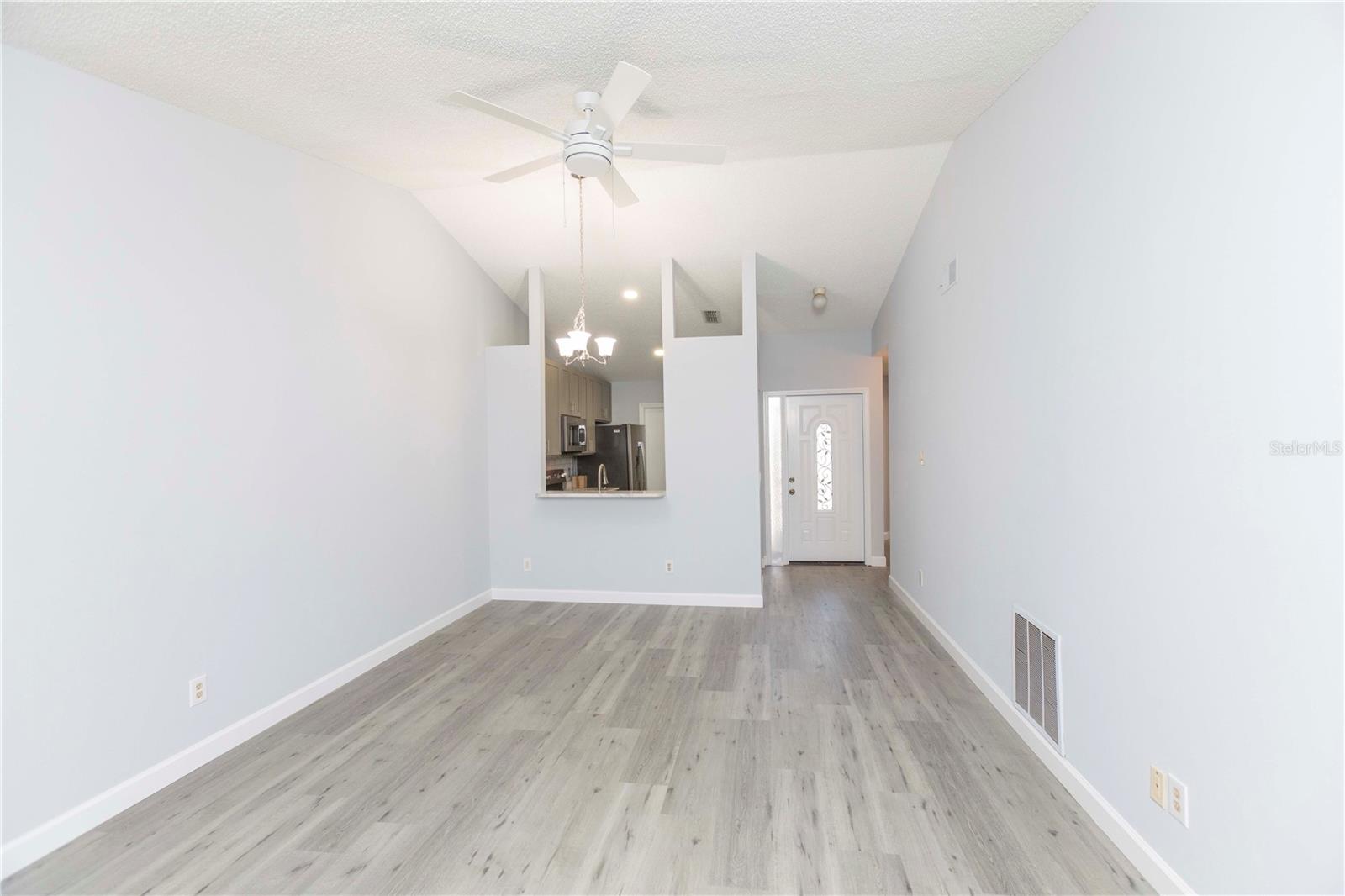 327 PHLOX DR #327, PALM HARBOR, FL, 34684