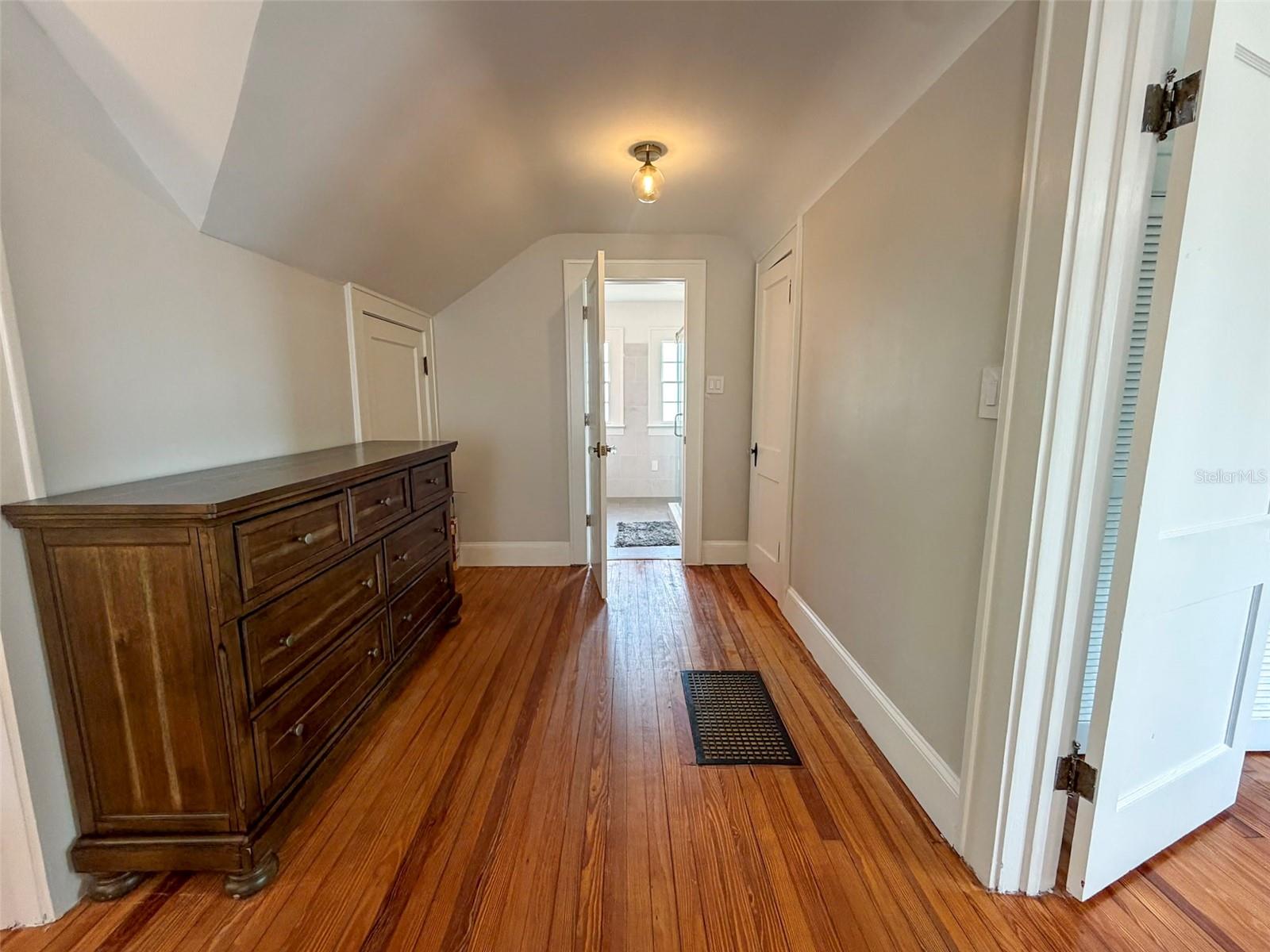 417 SW 10TH ST, GAINESVILLE, FL, 32601