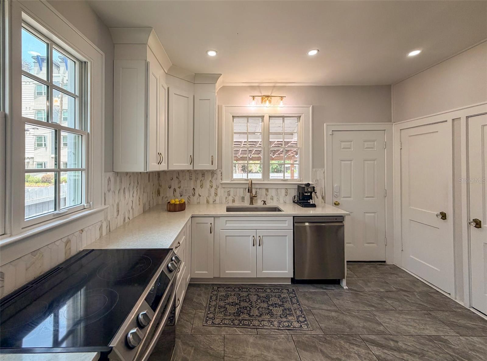 417 SW 10TH ST, GAINESVILLE, FL, 32601