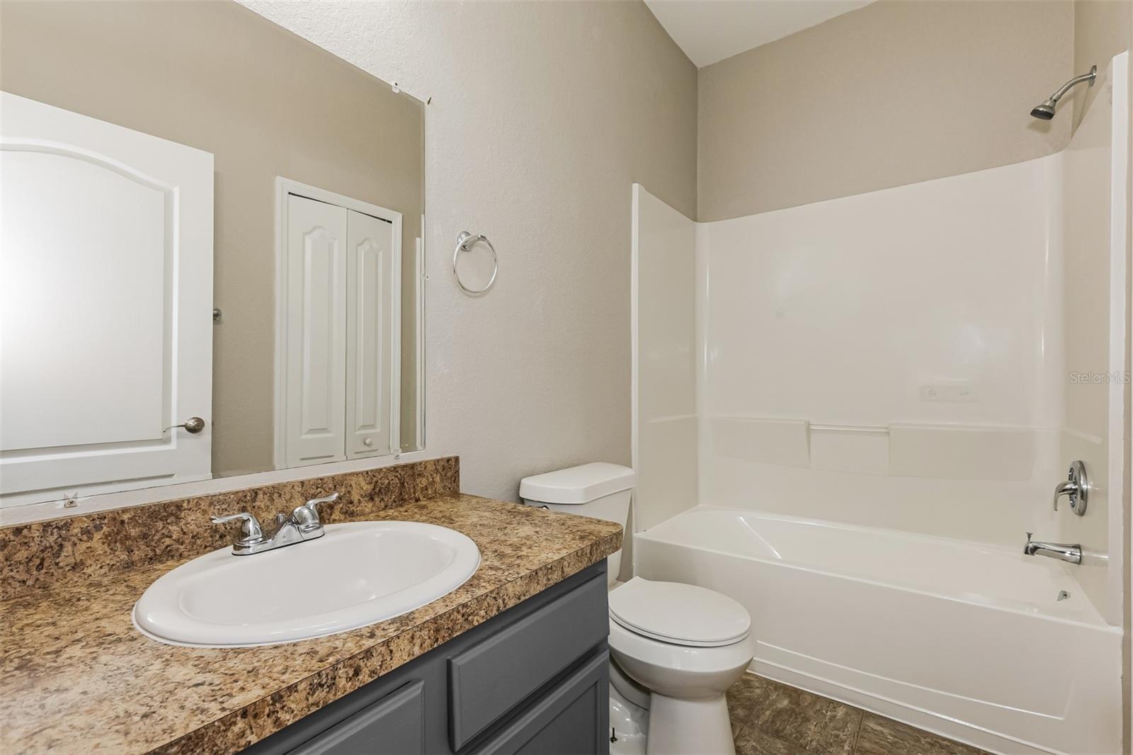8130 WOODVINE CIR, LAKELAND, FL, 33810
