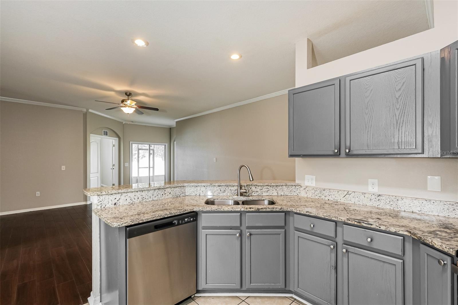 8130 WOODVINE CIR, LAKELAND, FL, 33810