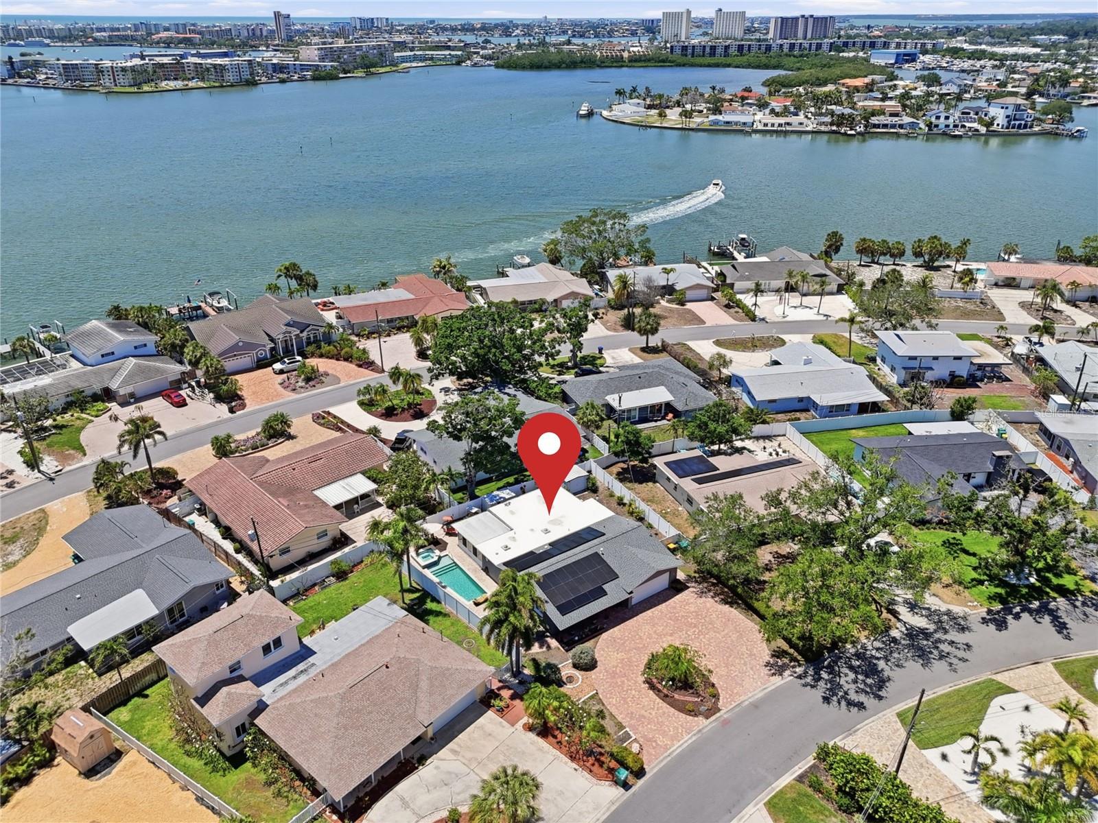 2095 DOLPHIN BLVD S, ST PETERSBURG, FL, 33707