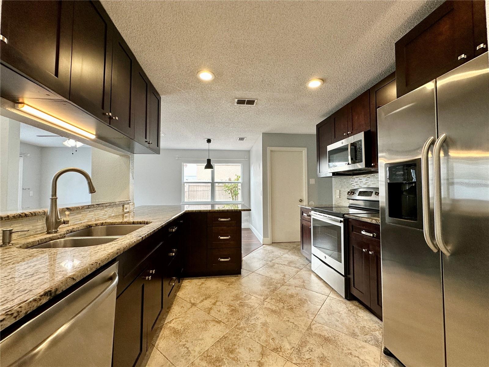 1116 TIMBERBEND CIR, ORLANDO, FL, 32824