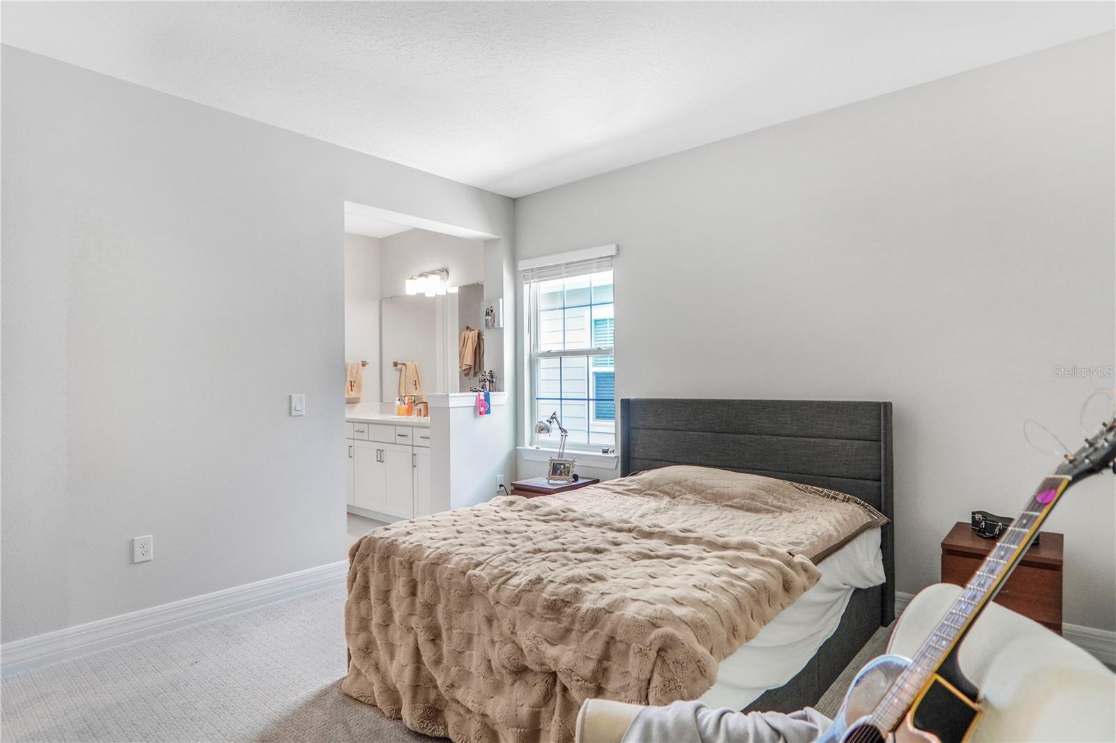 325 CRYSTAL WOOD DR, WINTER GARDEN, FL, 34787