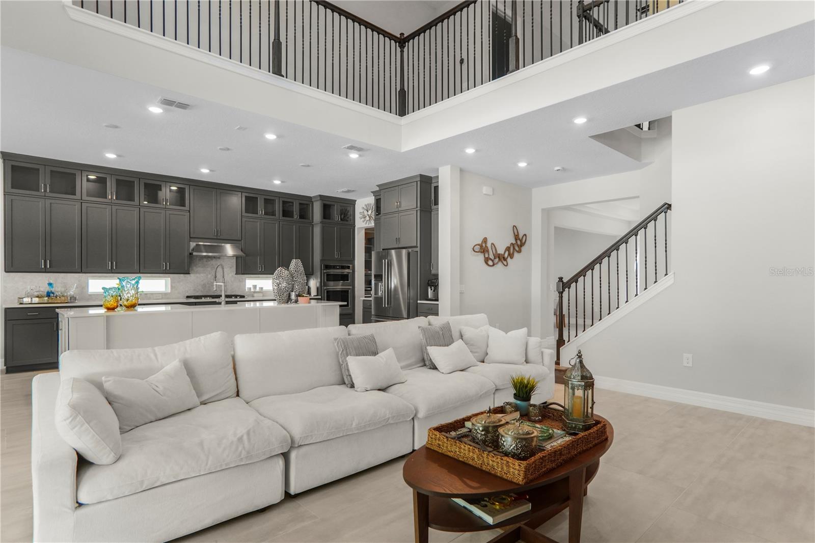 325 CRYSTAL WOOD DR, WINTER GARDEN, FL, 34787