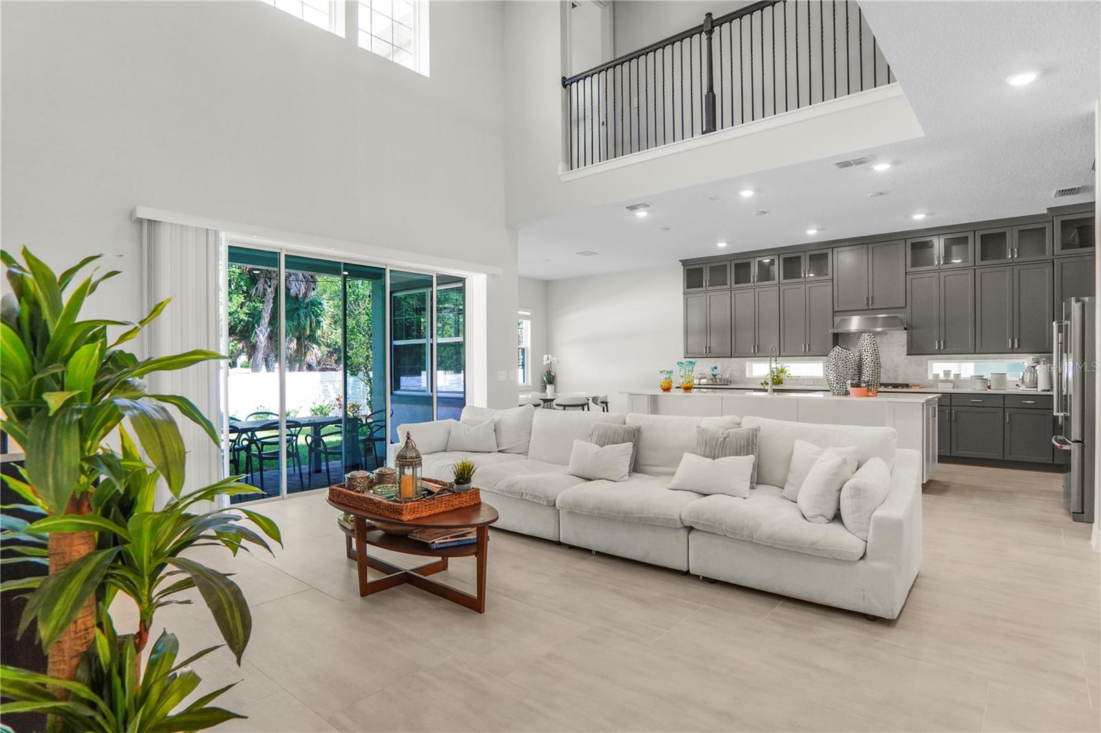 325 CRYSTAL WOOD DR, WINTER GARDEN, FL, 34787
