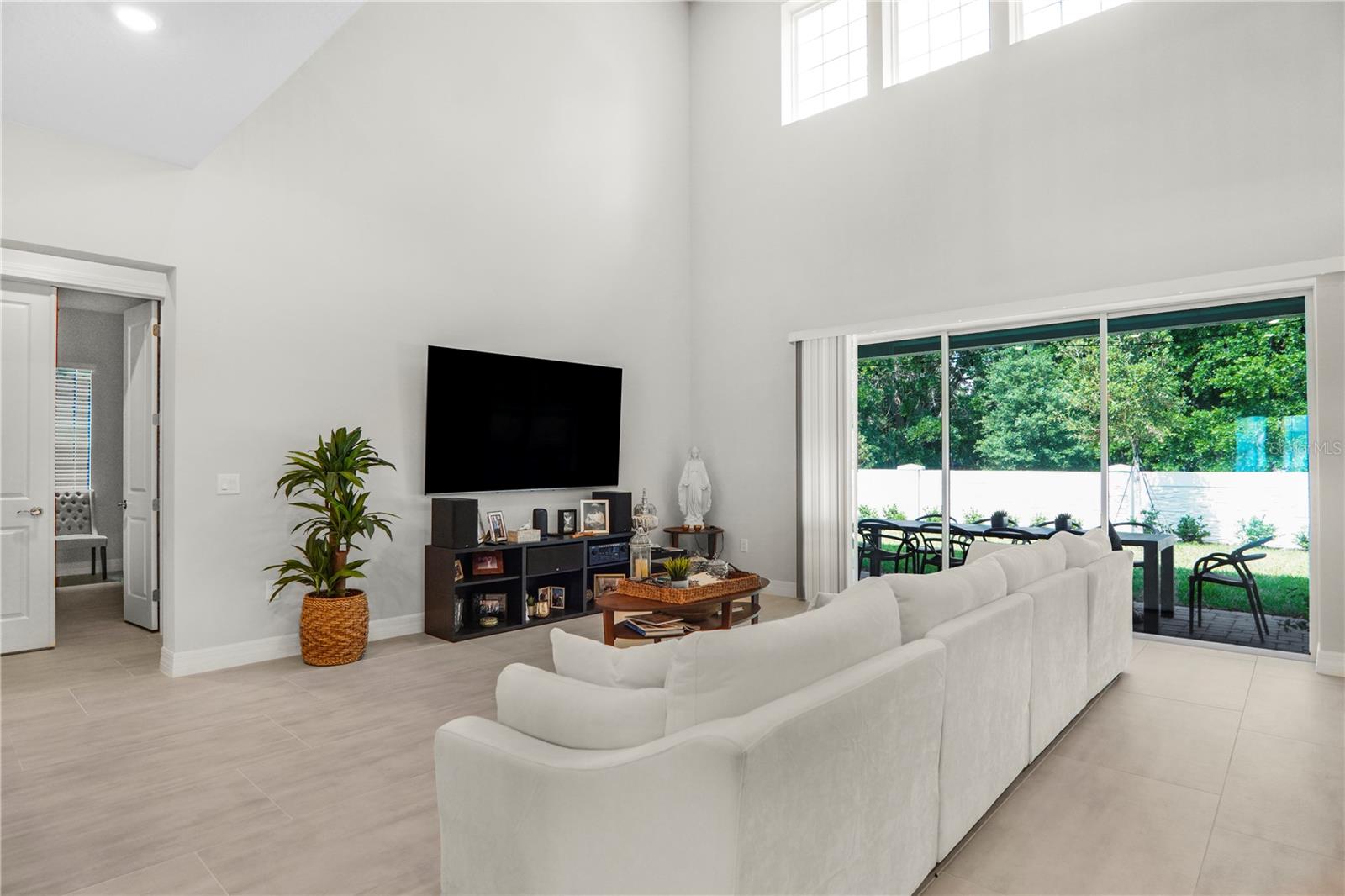 325 CRYSTAL WOOD DR, WINTER GARDEN, FL, 34787