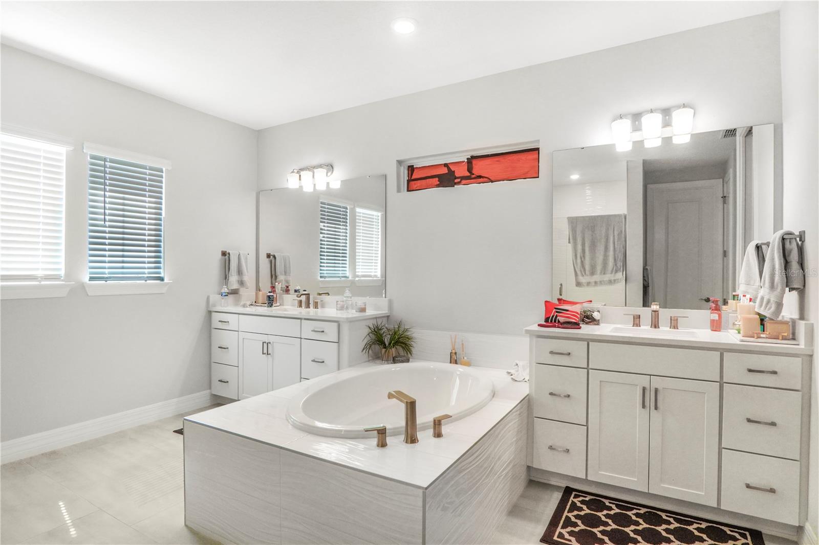325 CRYSTAL WOOD DR, WINTER GARDEN, FL, 34787