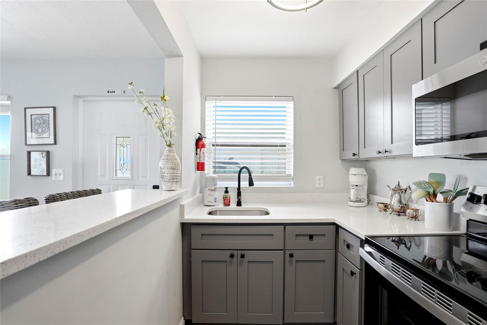 2311 BAY BLVD, INDIAN ROCKS BEACH, FL, 33785