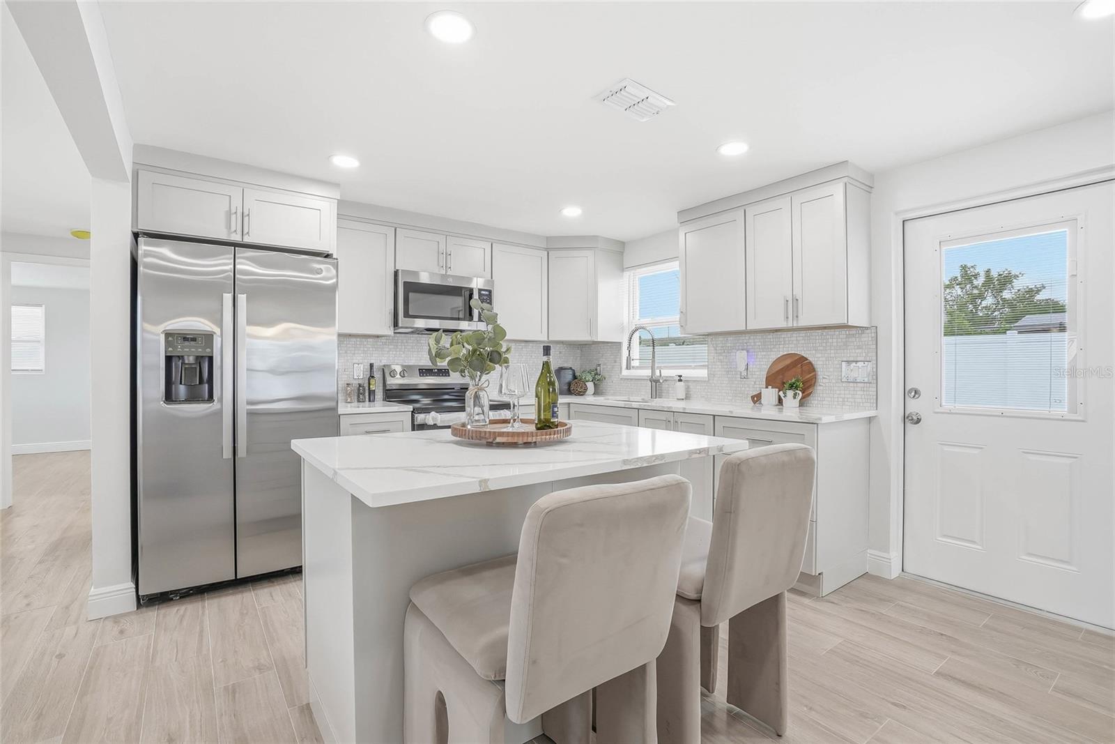 1018 LANDAU ST, HOLIDAY, FL, 34690