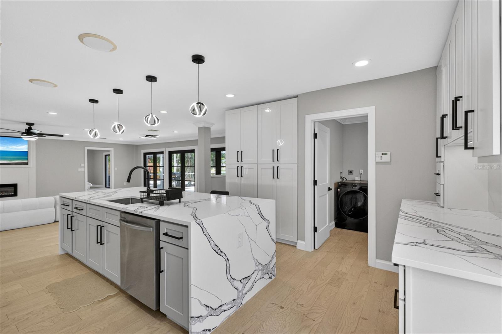 5073 HIGEL AVE, SARASOTA, FL, 34242