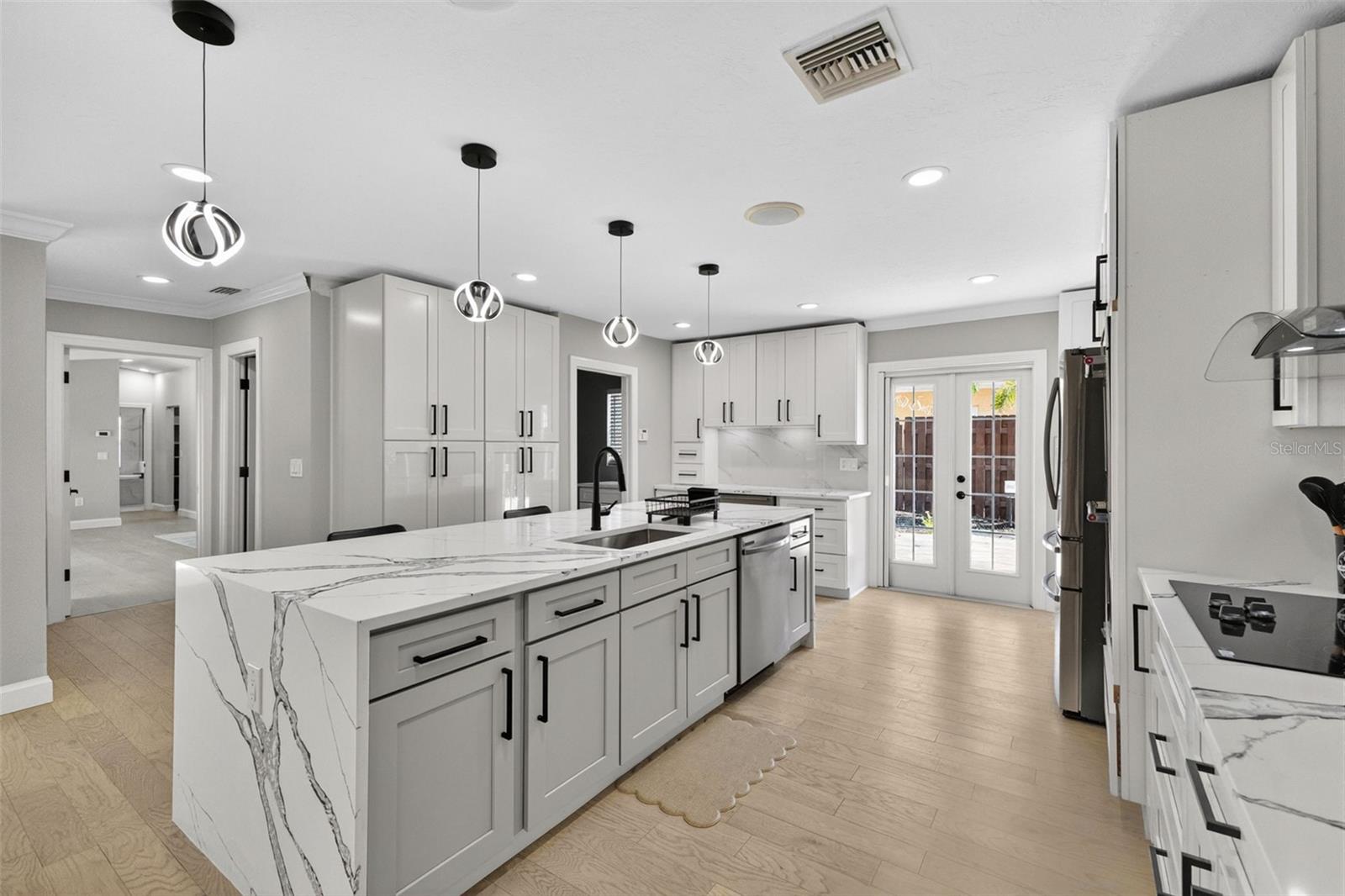 5073 HIGEL AVE, SARASOTA, FL, 34242