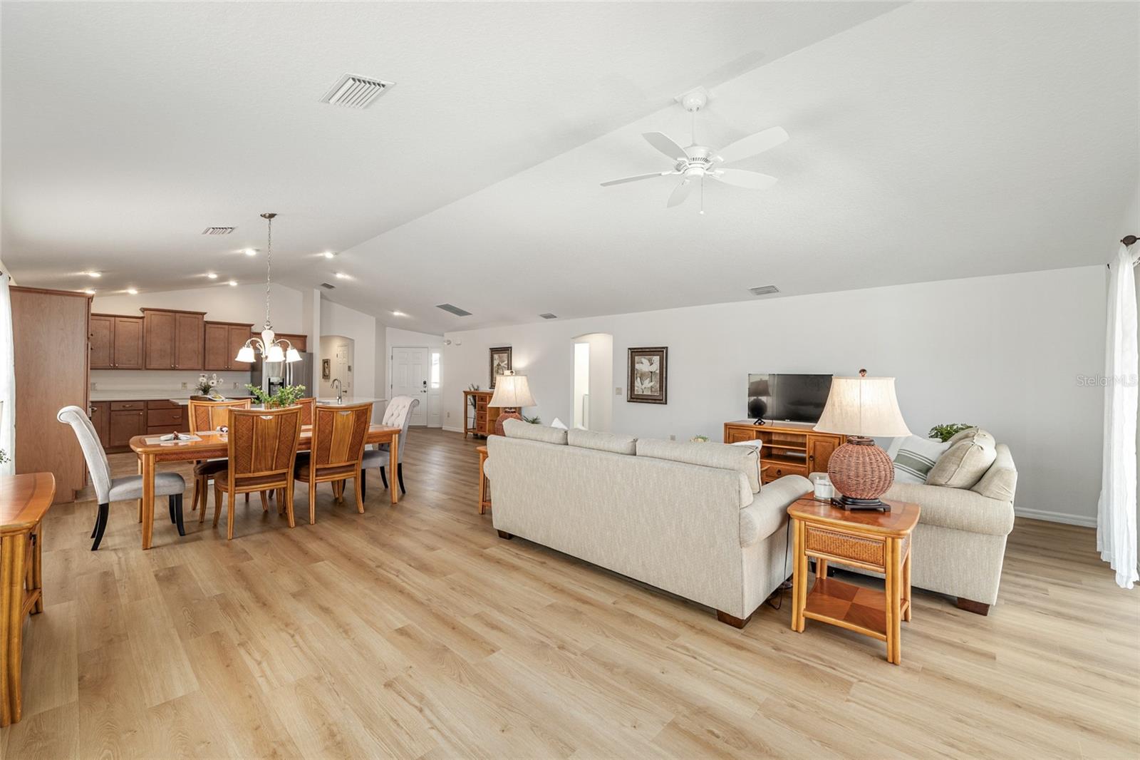 3481 LEELANAU CT, THE VILLAGES, FL, 32163
