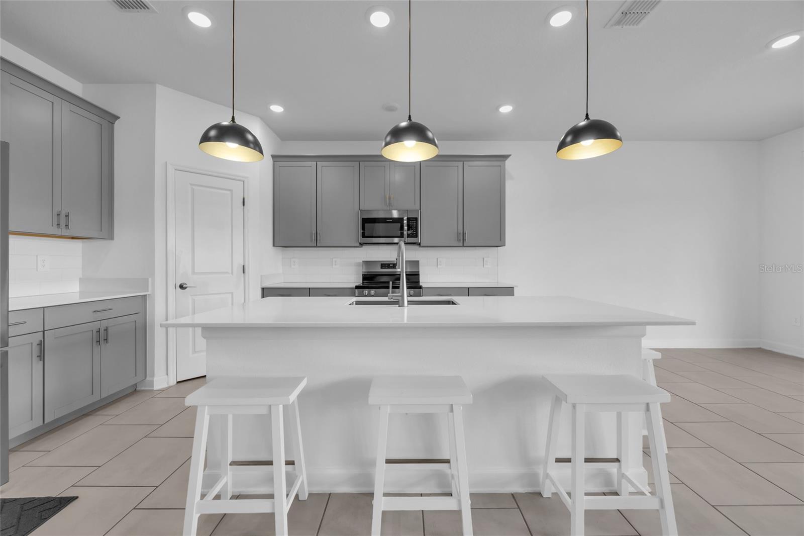 4519 HILLINGDAM RD, DAVENPORT, FL, 33837
