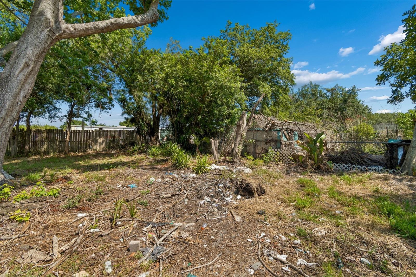 1611 E SHELL POINT RD, RUSKIN, FL, 33570