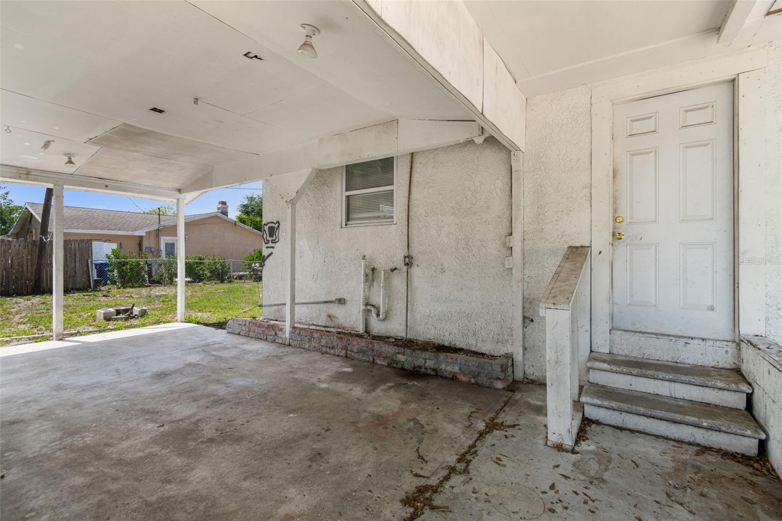1611 E SHELL POINT RD, RUSKIN, FL, 33570