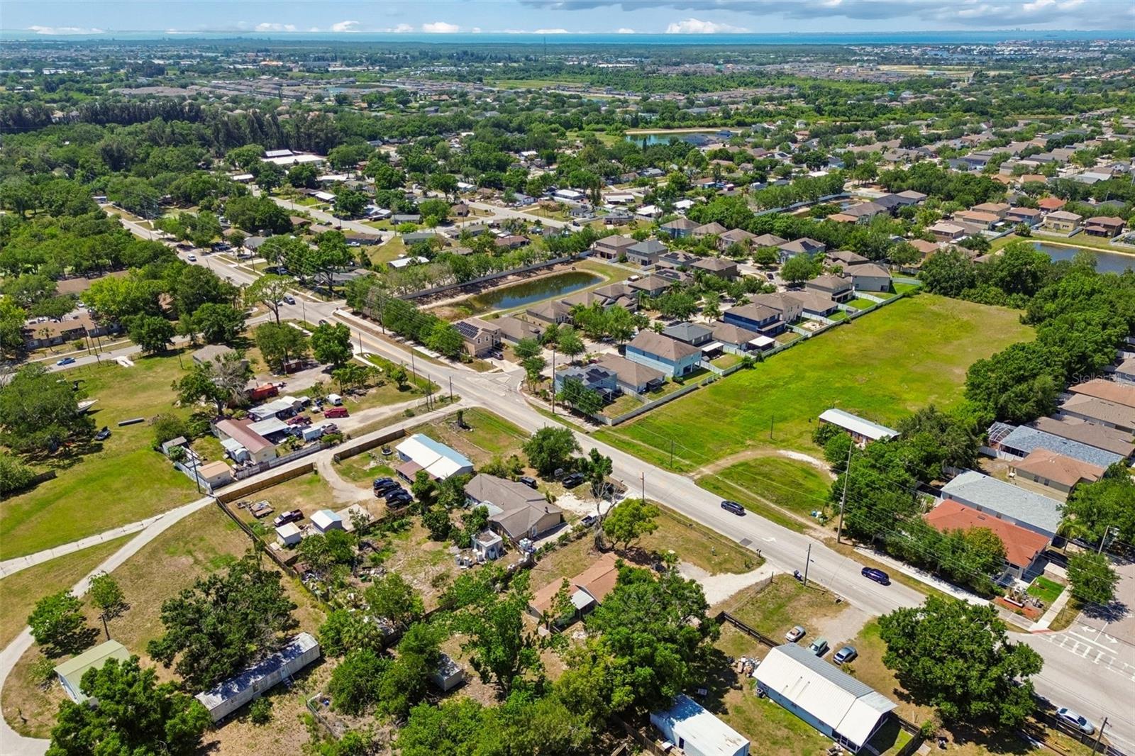 1611 E SHELL POINT RD, RUSKIN, FL, 33570