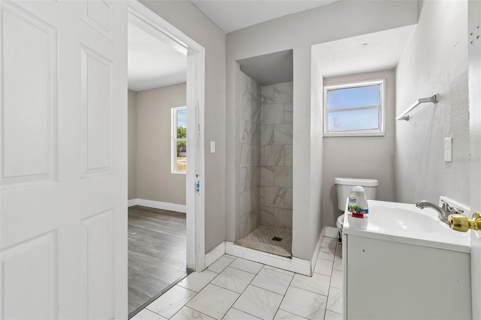 1611 E SHELL POINT RD, RUSKIN, FL, 33570