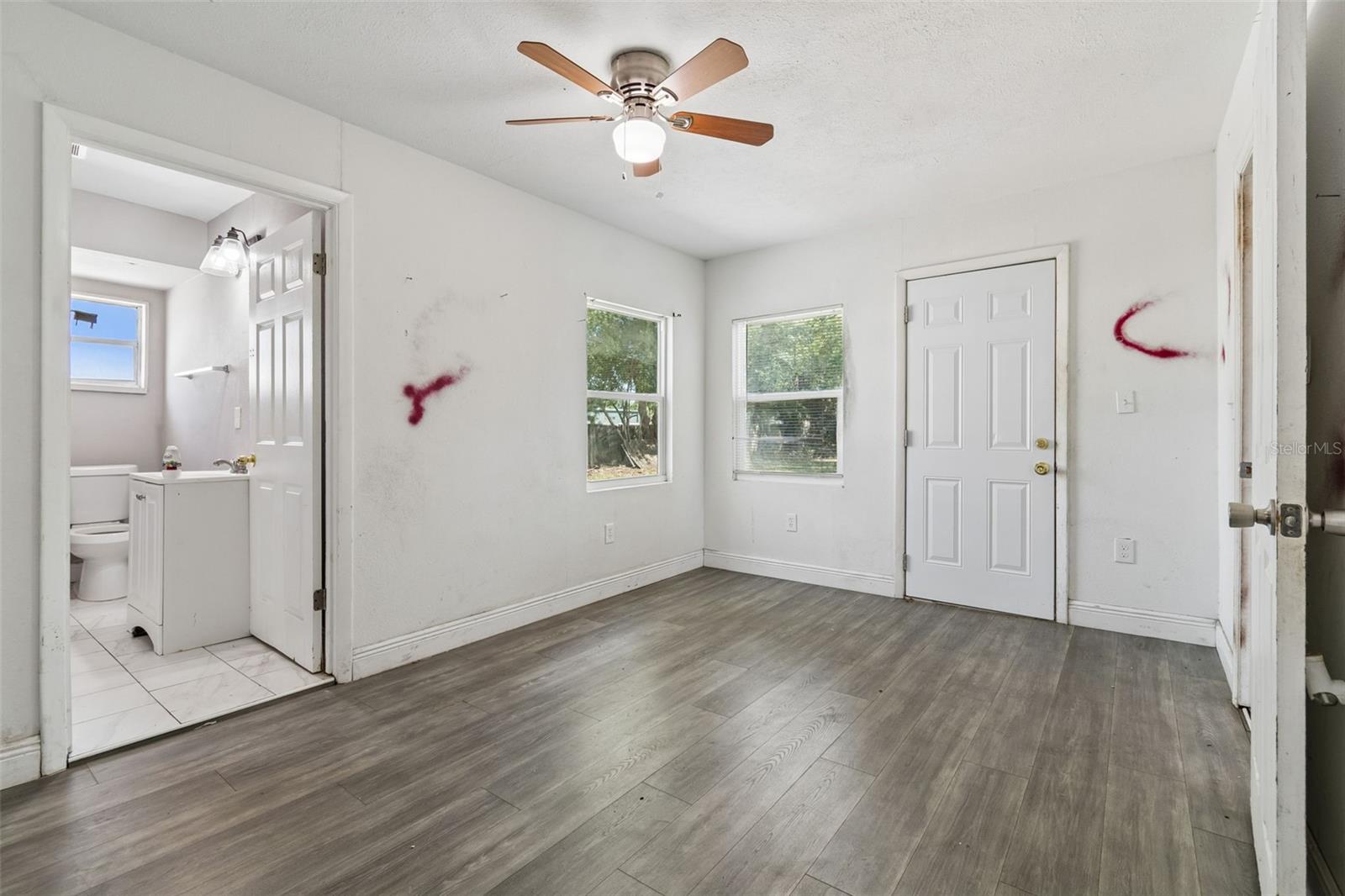 1611 E SHELL POINT RD, RUSKIN, FL, 33570