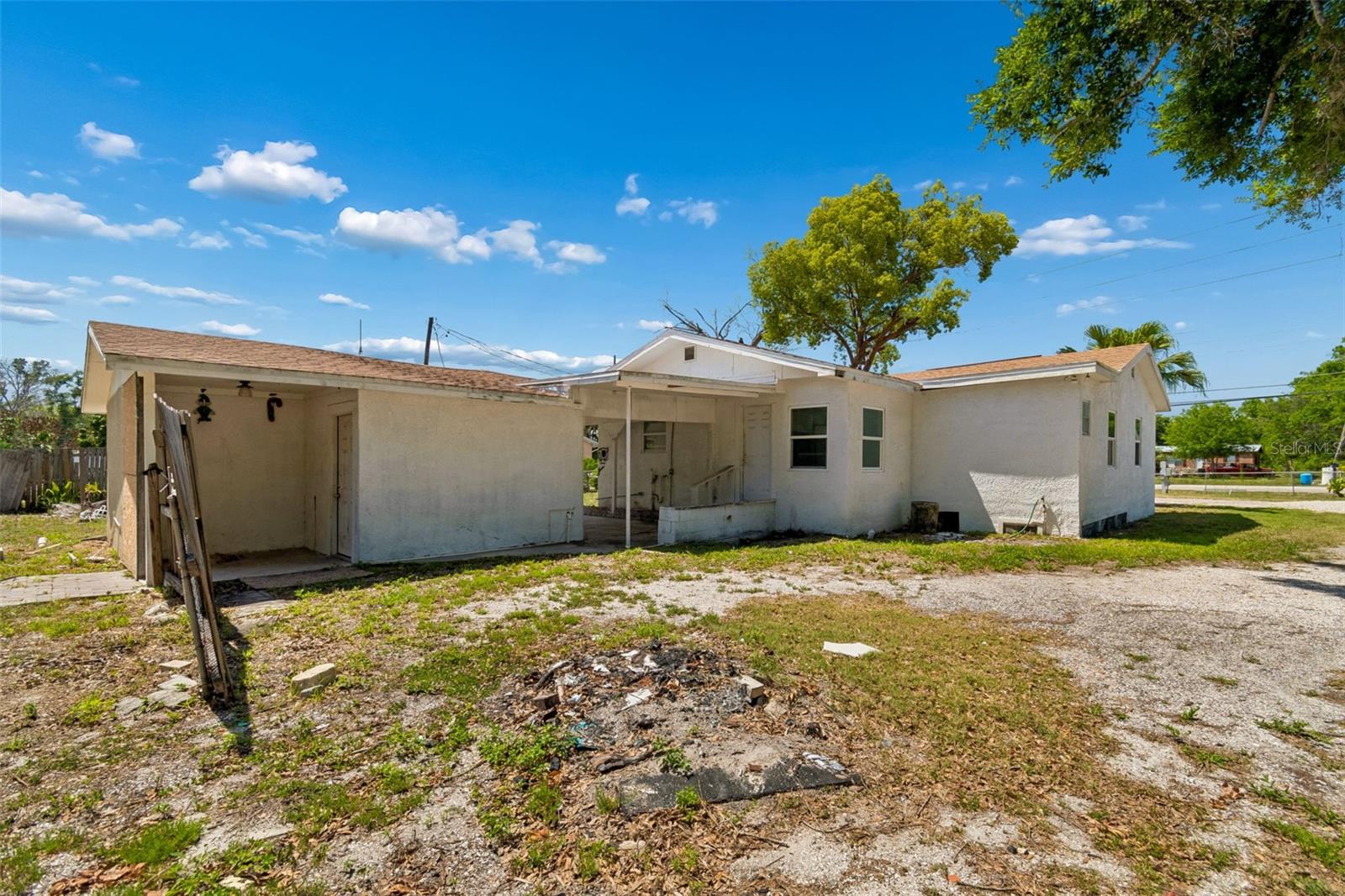 1611 E SHELL POINT RD, RUSKIN, FL, 33570