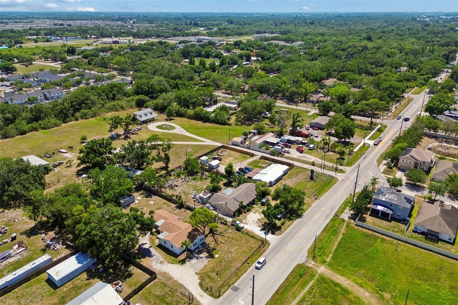 1611 E SHELL POINT RD, RUSKIN, FL, 33570