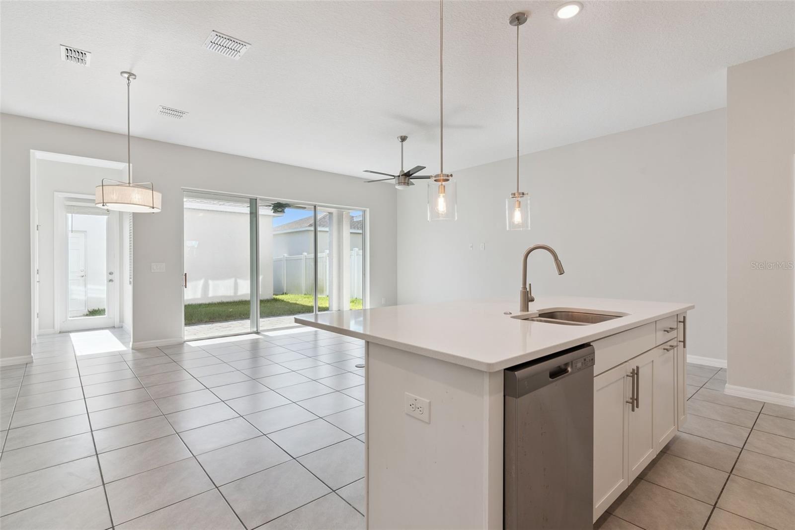 748 COSTA LN, DEBARY, FL, 32713