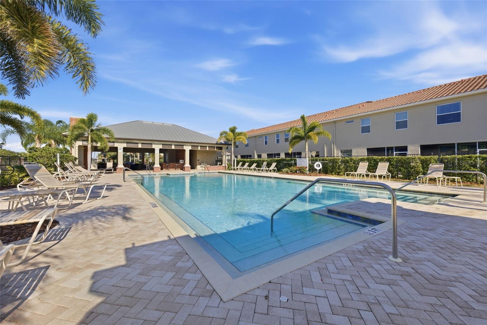 5249 5TH WAY N, ST PETERSBURG, FL, 33703