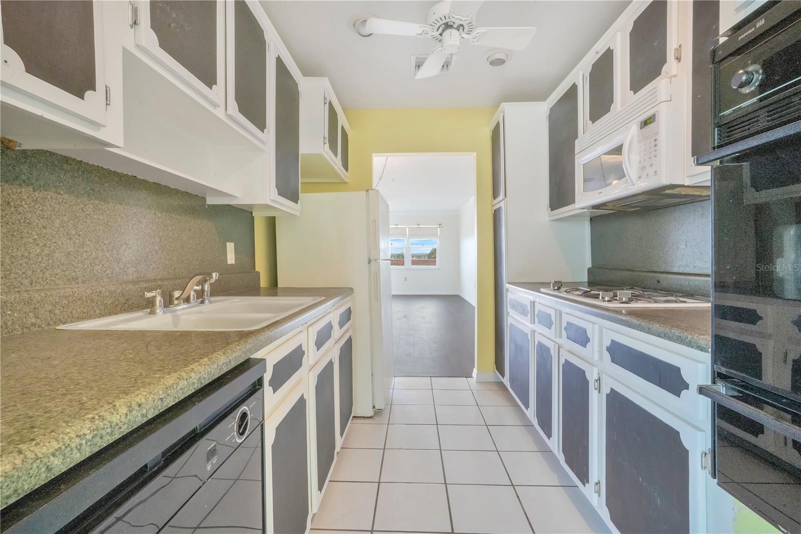 2960 59TH ST S #405, GULFPORT, FL, 33707
