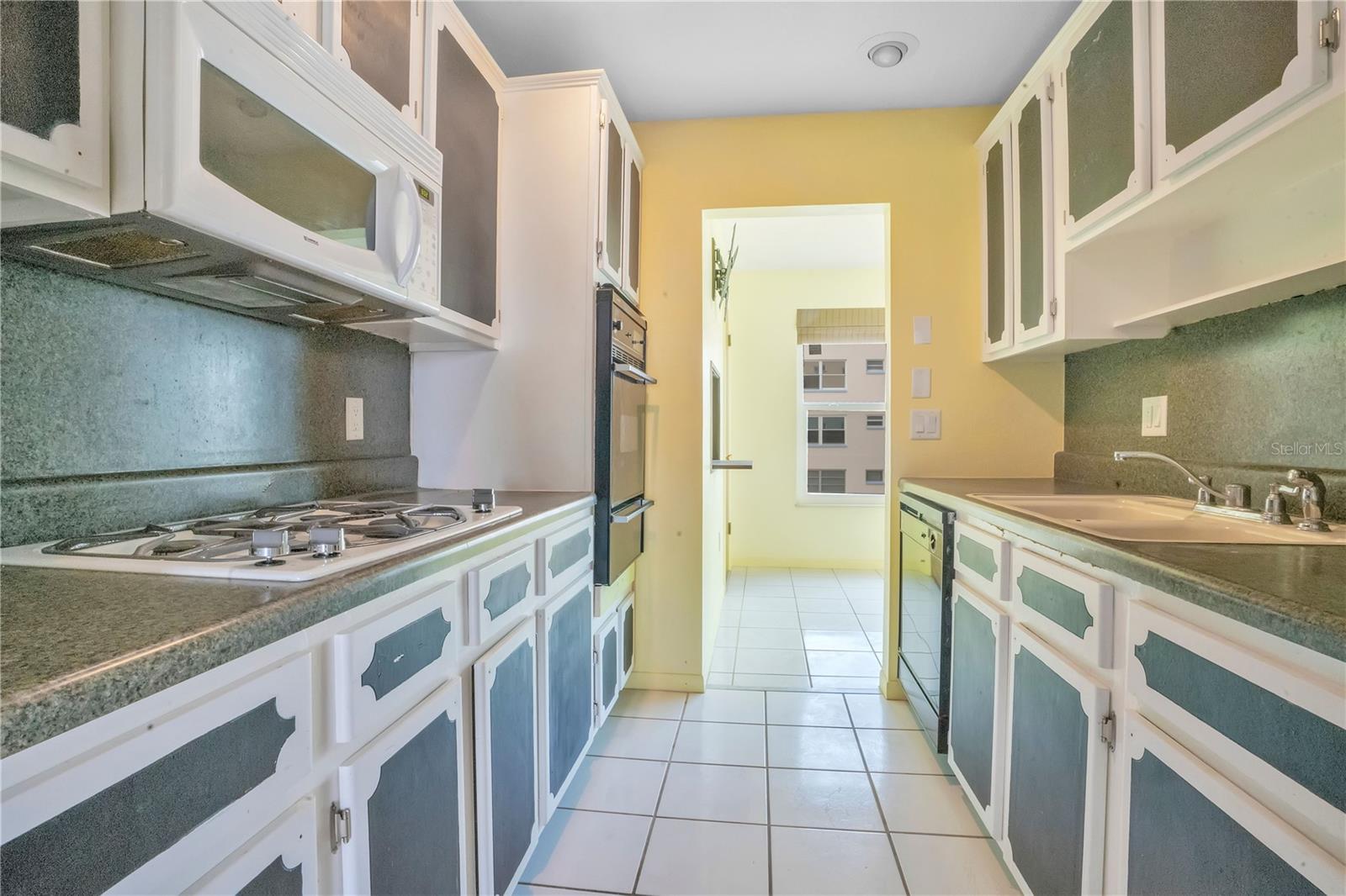 2960 59TH ST S #405, GULFPORT, FL, 33707