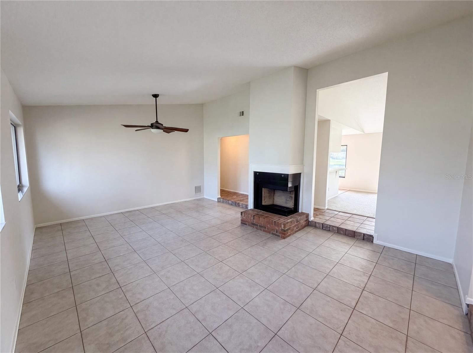2631 ALABASTER AVE, ORLANDO, FL, 32833