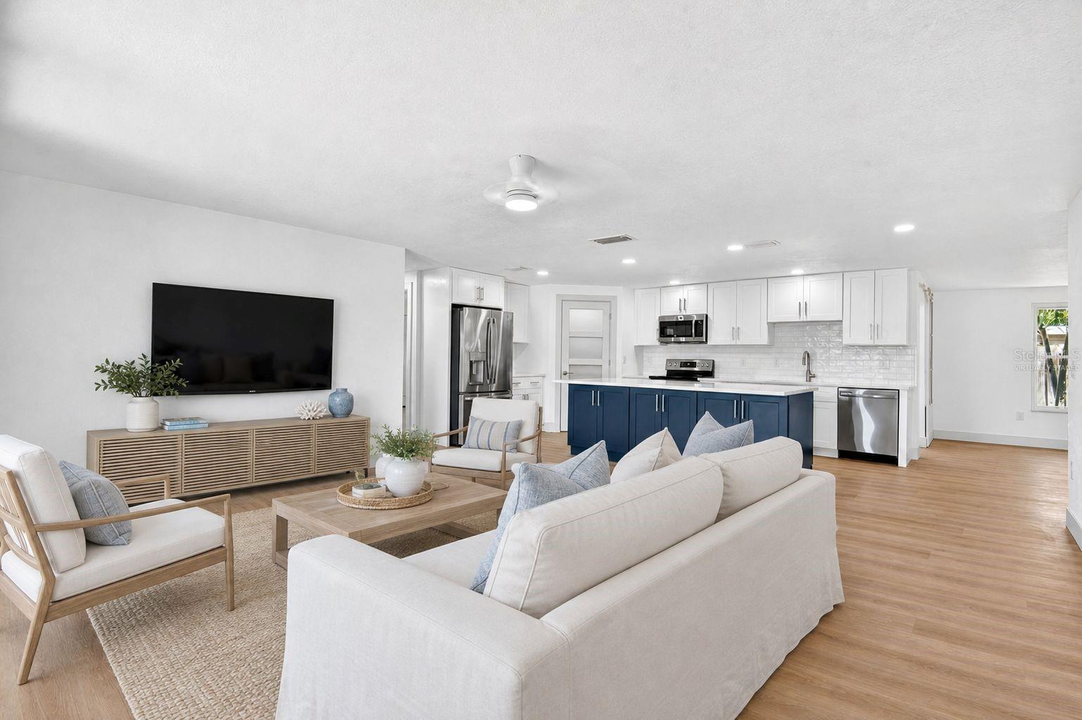 6306 37TH AVE W, BRADENTON, FL, 34209