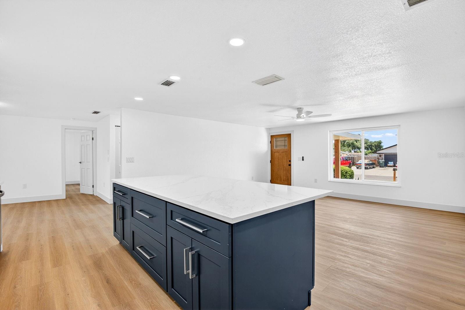 6306 37TH AVE W, BRADENTON, FL, 34209