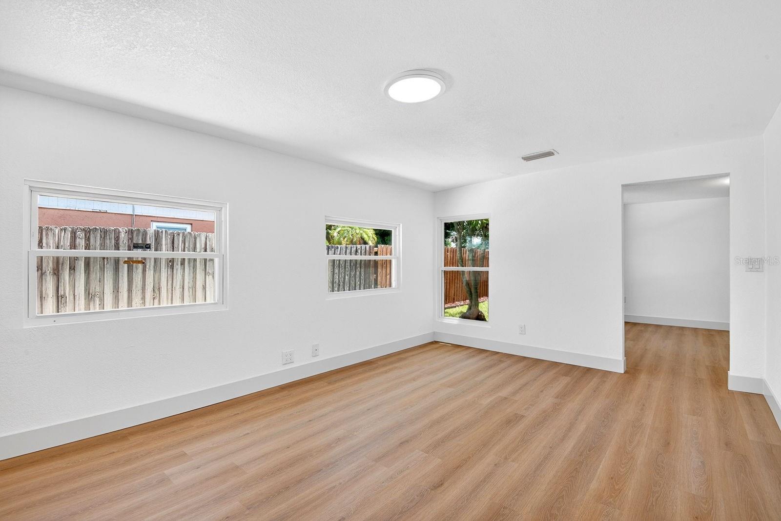 6306 37TH AVE W, BRADENTON, FL, 34209