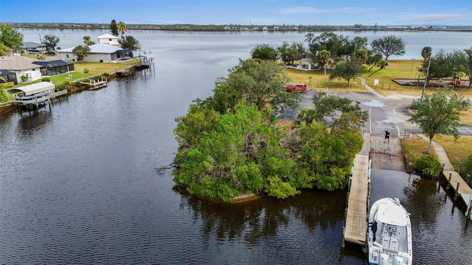 5400 JENNINGS BLVD, PORT CHARLOTTE, FL, 33981