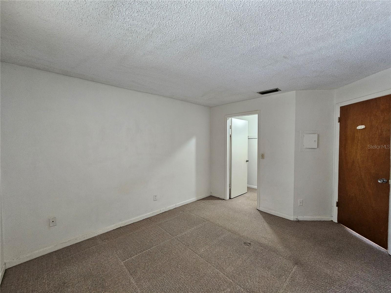 209 NW JEFFERSON CIR N #15, ST PETERSBURG, FL, 33702