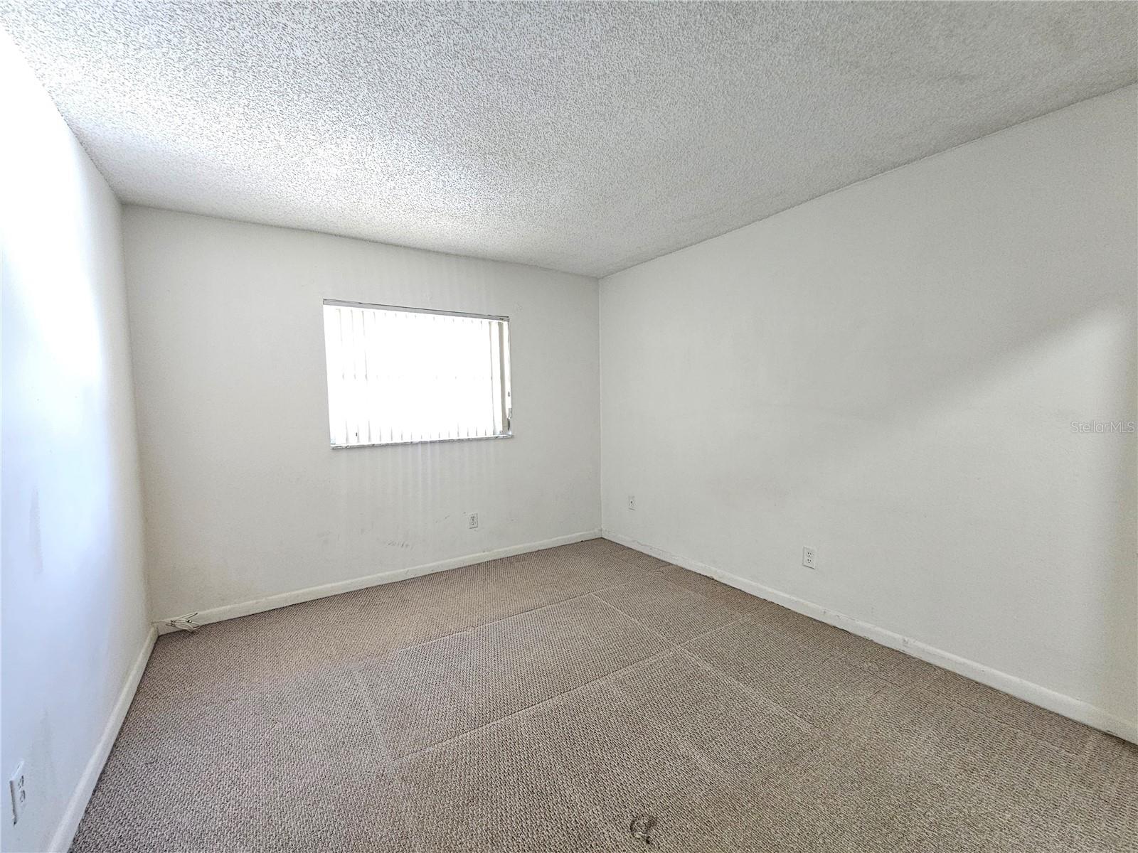 209 NW JEFFERSON CIR N #15, ST PETERSBURG, FL, 33702