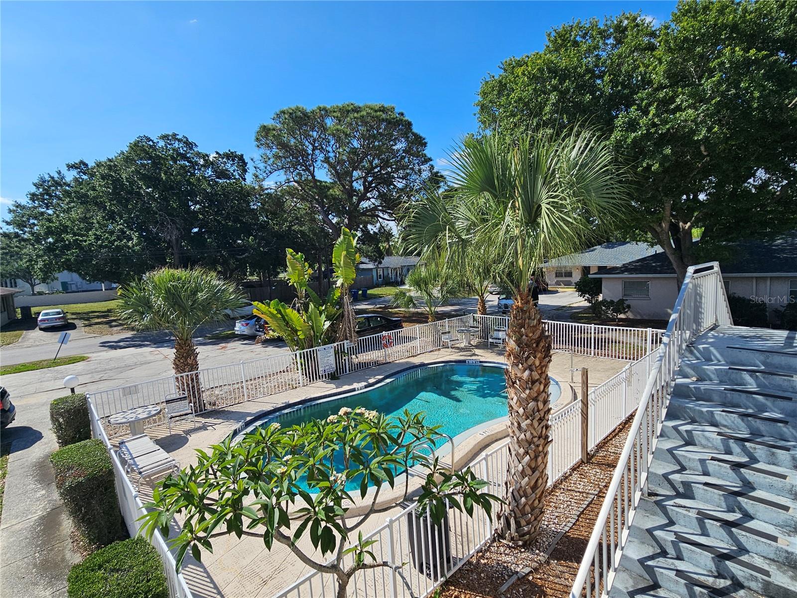 209 NW JEFFERSON CIR N #15, ST PETERSBURG, FL, 33702