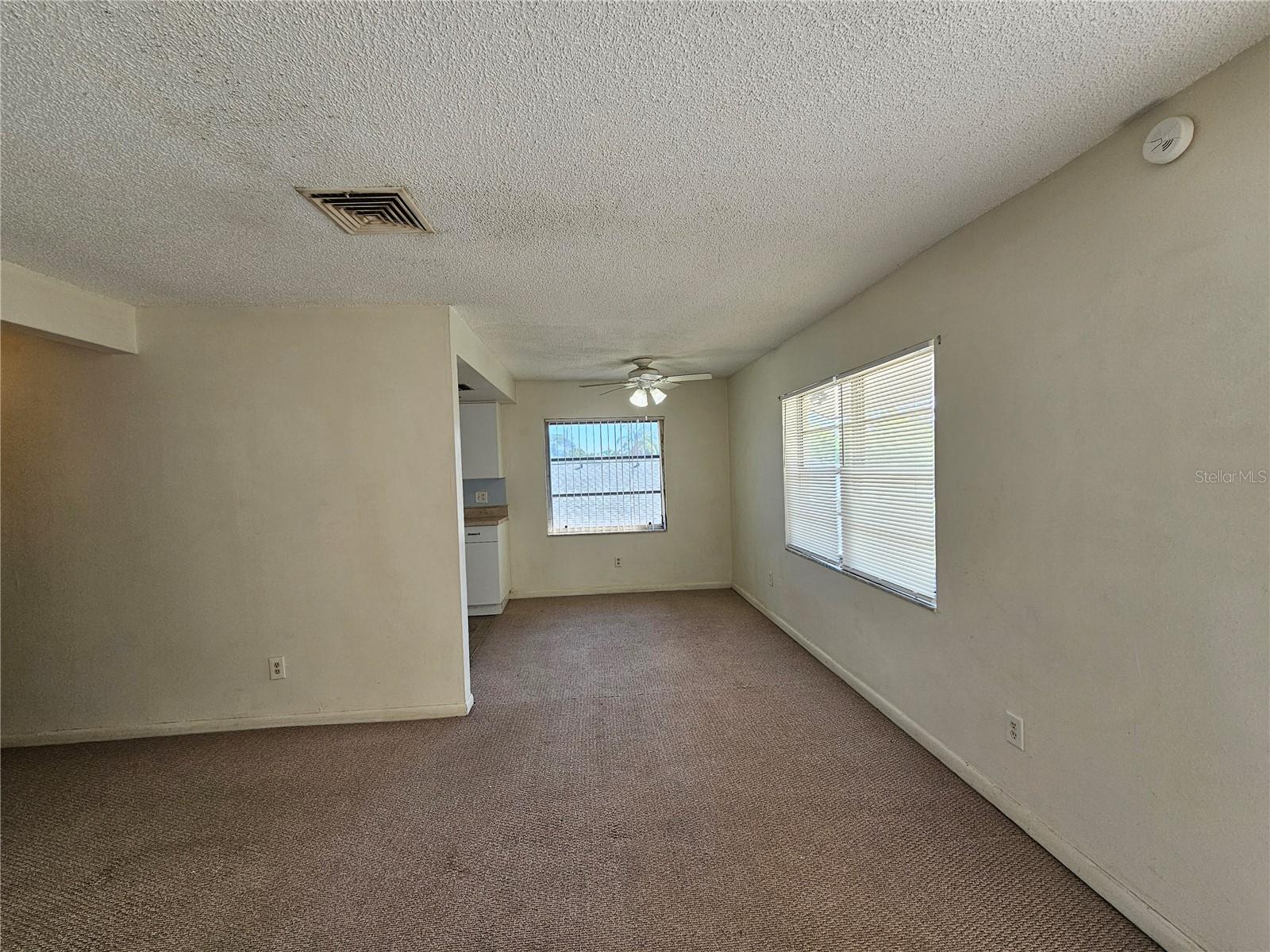 209 NW JEFFERSON CIR N #15, ST PETERSBURG, FL, 33702