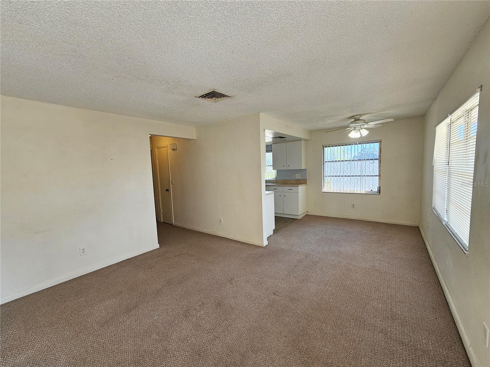 209 NW JEFFERSON CIR N #15, ST PETERSBURG, FL, 33702