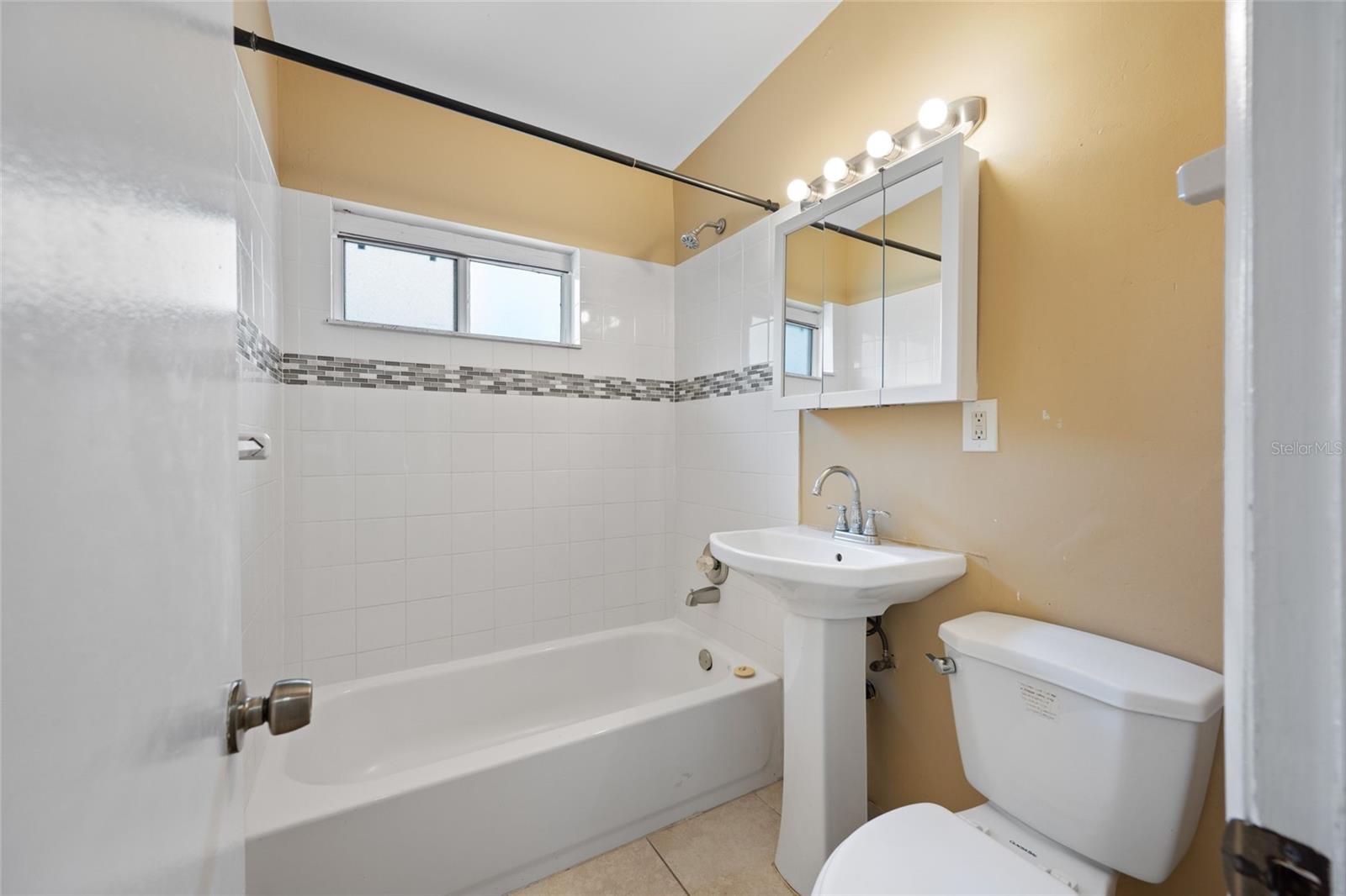 289 43RD TER SE, ST PETERSBURG, FL, 33705
