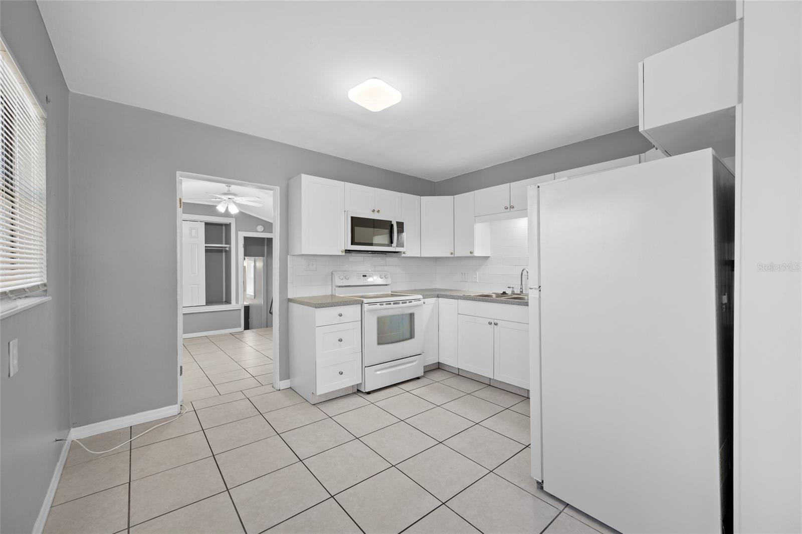 3246 20TH AVE S, ST PETERSBURG, FL, 33712