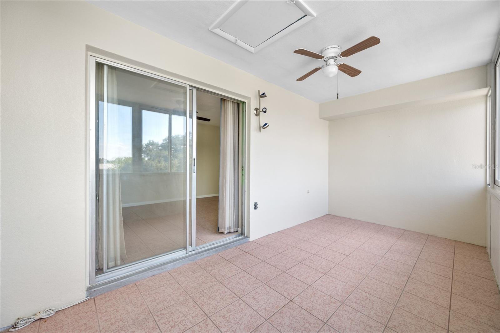 1001 77TH AVE N #308, ST PETERSBURG, FL, 33702