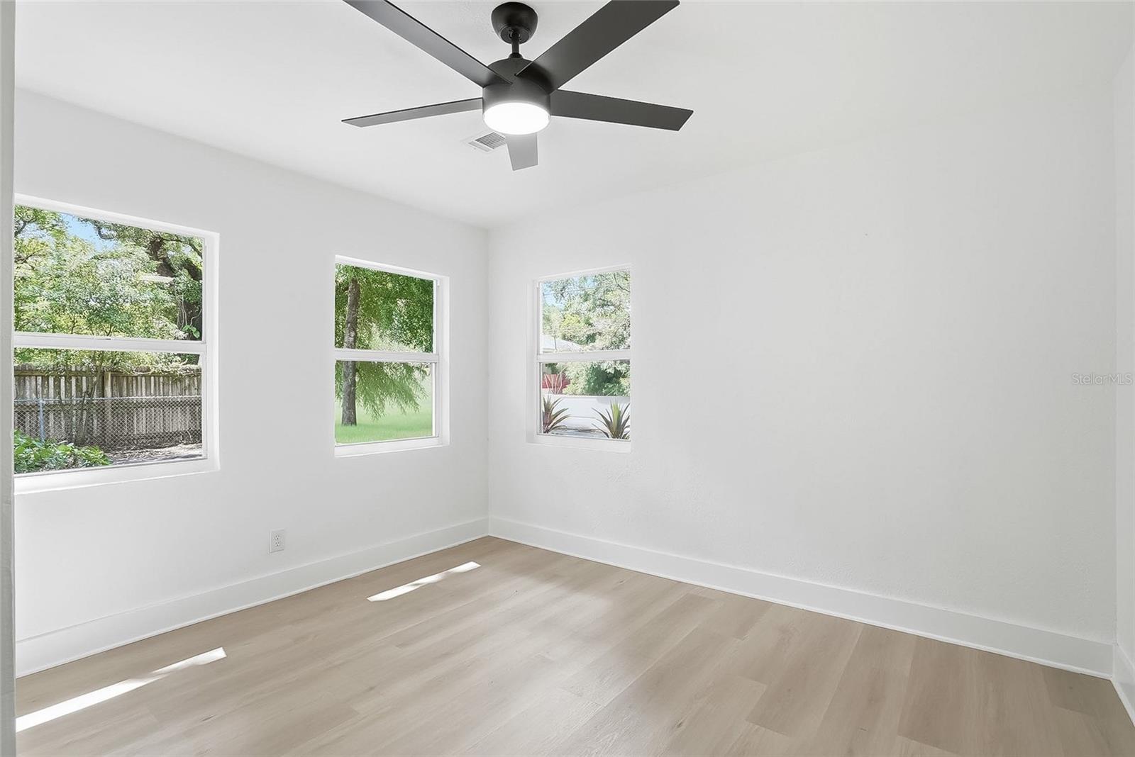 914 E CRAWFORD ST, TAMPA, FL, 33604