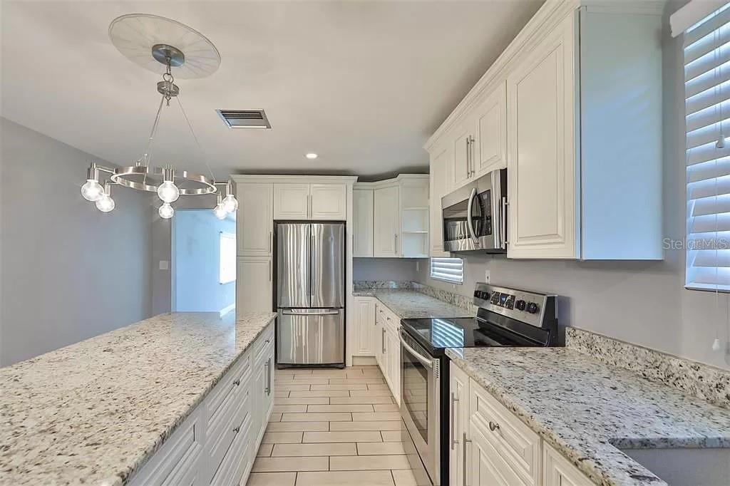 3219 W LEROY ST, TAMPA, FL, 33607