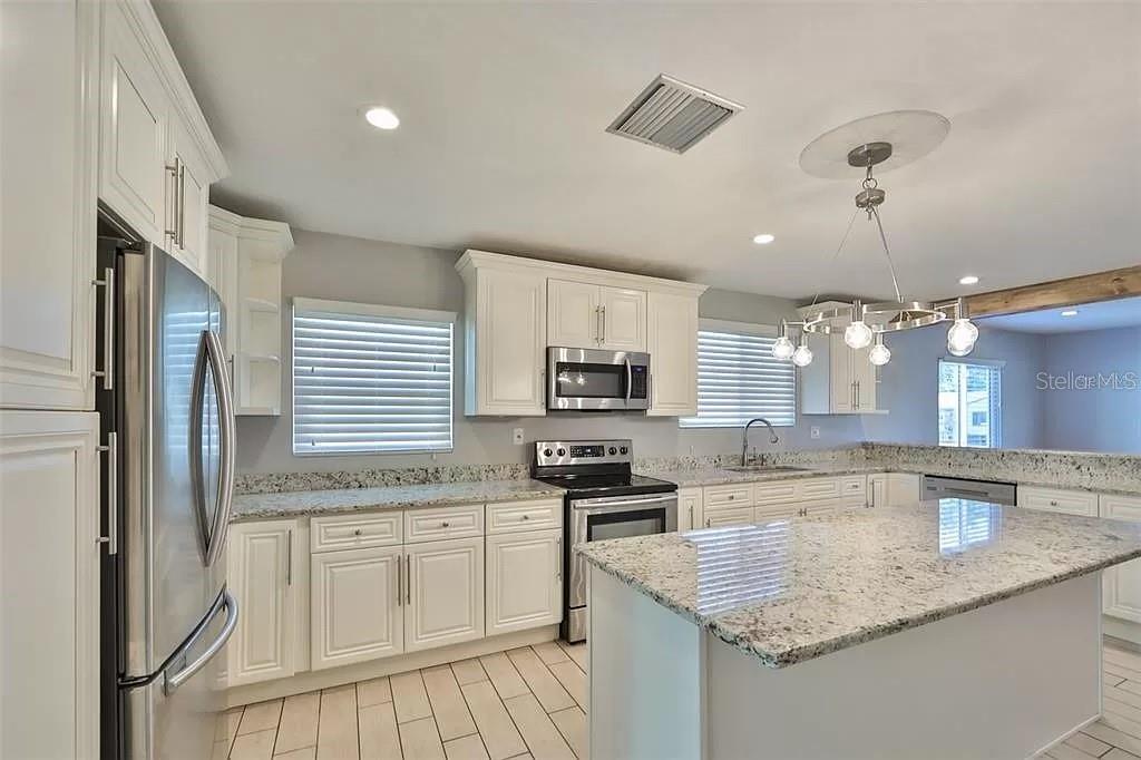 3219 W LEROY ST, TAMPA, FL, 33607