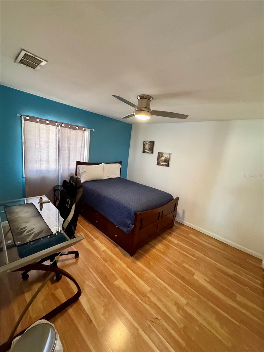 12315 TOUCHTON DR #90, TAMPA, FL, 33617